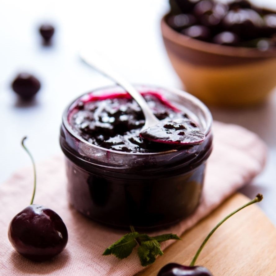 Schwarze Kirschmarmelade